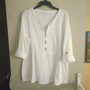 1X White Lightweight, Airy Blouse